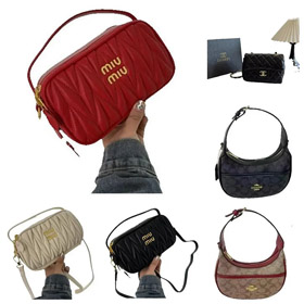 MIU MIU metal logo zip closure lambskin clutch bag-4634